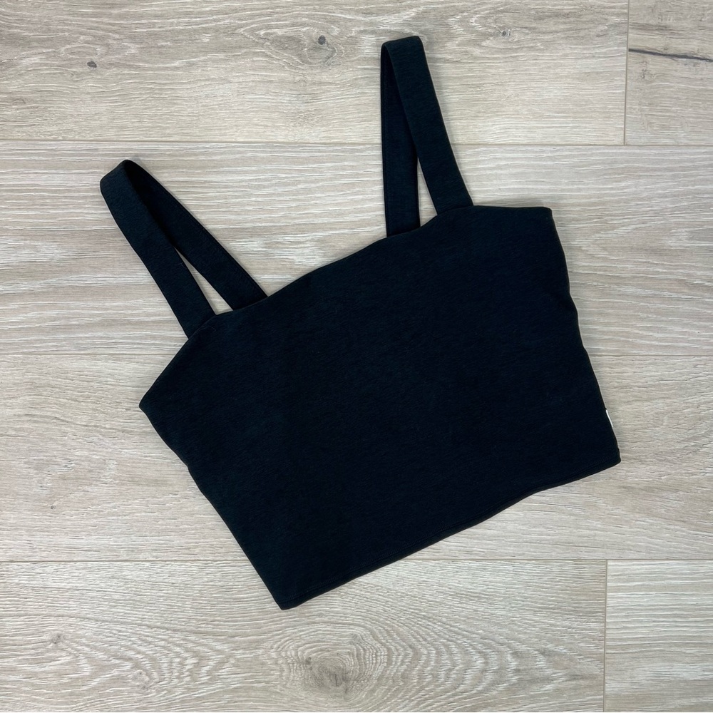Vuori Black Cropped Tank Top